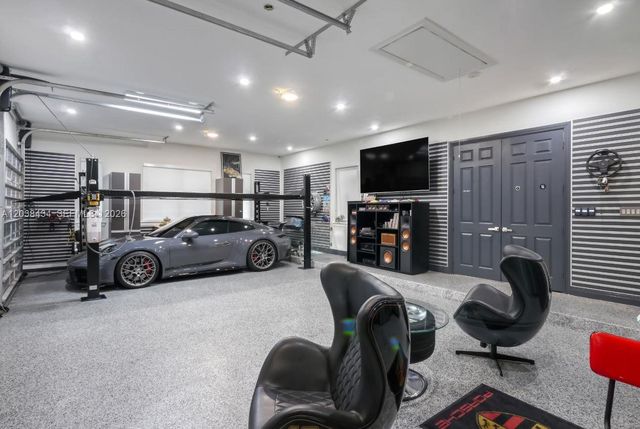 11390 SW 30th Street, Miami, FL 33165
