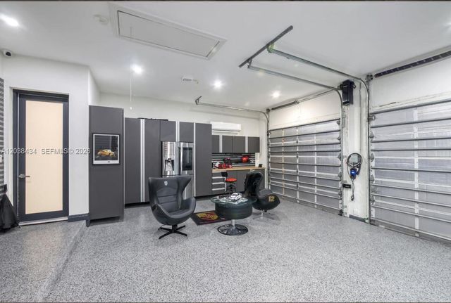 11390 SW 30th Street, Miami, FL 33165