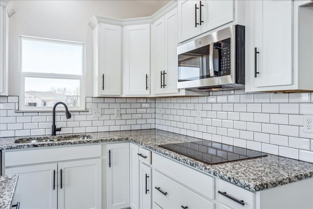 2135 E Cedar Tree St, Park City, KS 67219