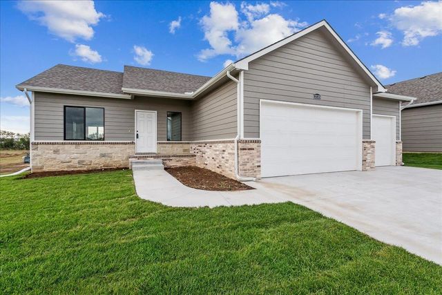 2135 E Cedar Tree St, Park City, KS 67219