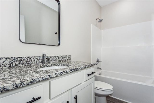 2135 E Cedar Tree St, Park City, KS 67219