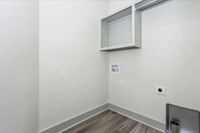 2135 E Cedar Tree St, Park City, KS 67219