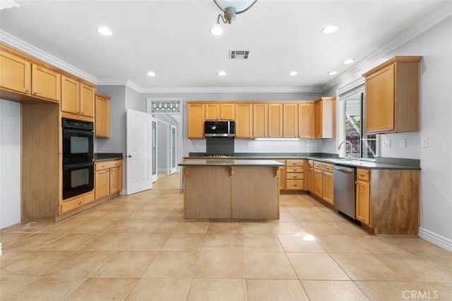 33421 Barrington Drive, Temecula, CA 92592