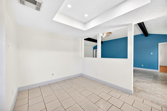 3031 Shawnee Drive, Sugar Land, TX 77479