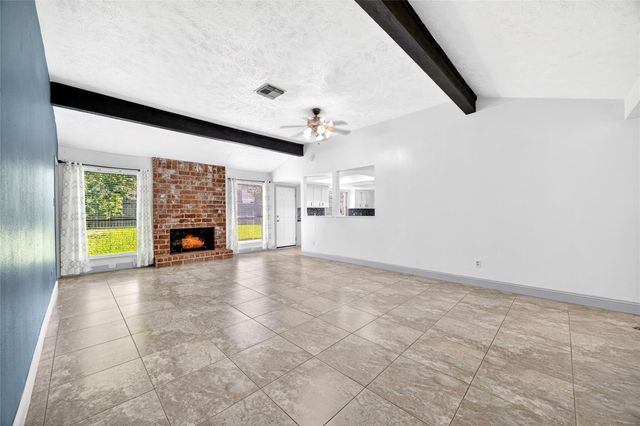 3031 Shawnee Drive, Sugar Land, TX 77479