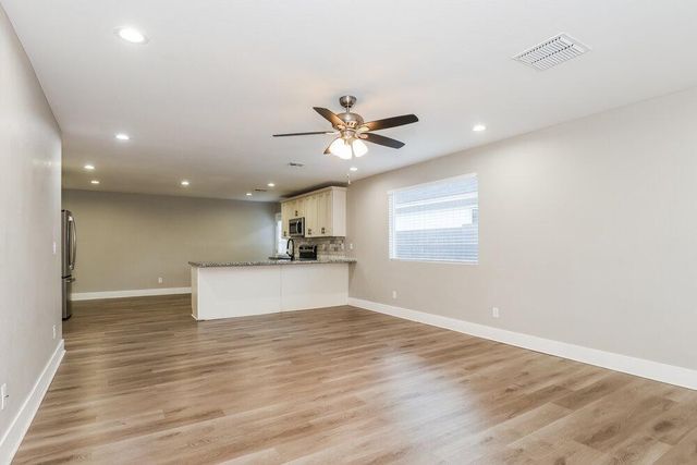 2321 W Mobile Lane, Phoenix, AZ 85041
