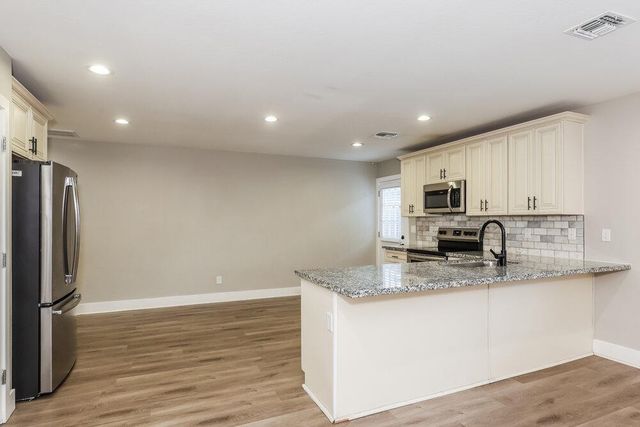2321 W Mobile Lane, Phoenix, AZ 85041