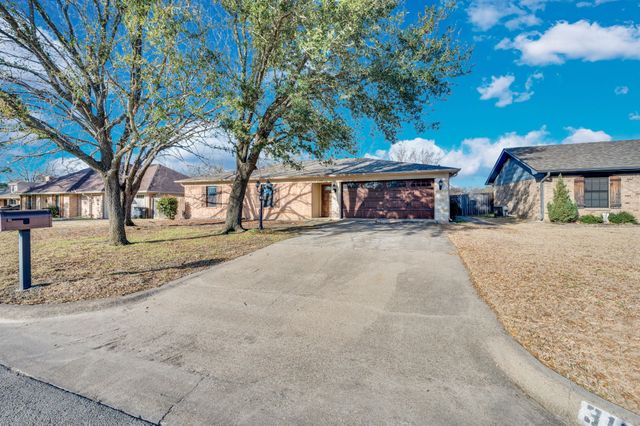 3120 Lafayette Street, Corsicana, TX 75110