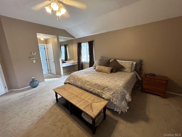 2 Daylilly Court, Middle Island, NY 11953