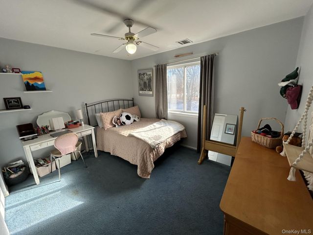 2 Daylilly Court, Middle Island, NY 11953