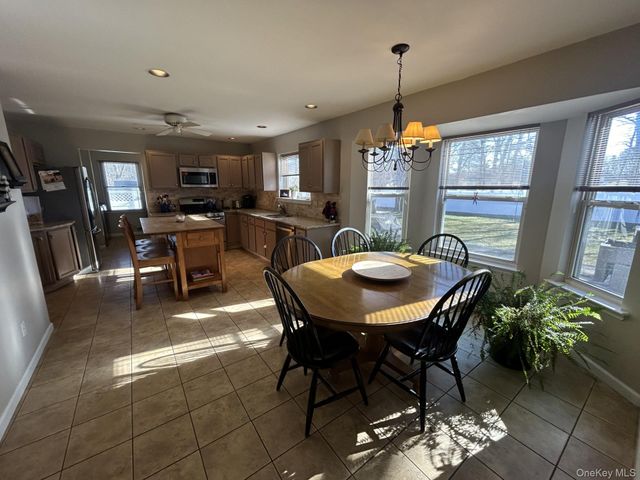 2 Daylilly Court, Middle Island, NY 11953