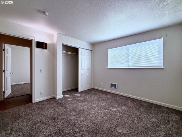 63757 HARRIET Rd, Coos Bay, OR 97420