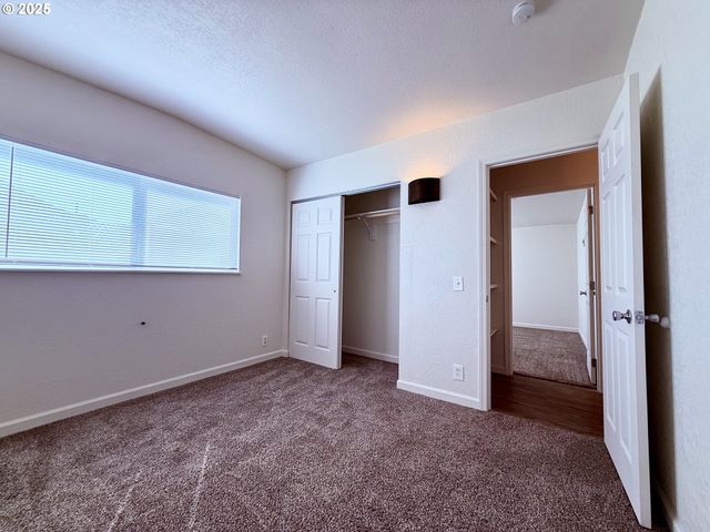 63757 HARRIET Rd, Coos Bay, OR 97420