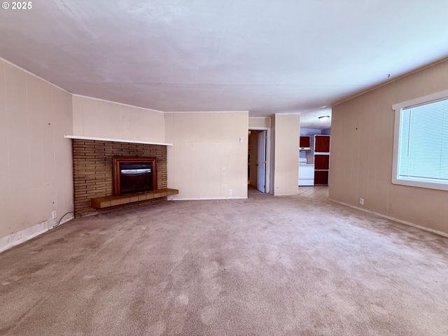 63757 HARRIET Rd, Coos Bay, OR 97420