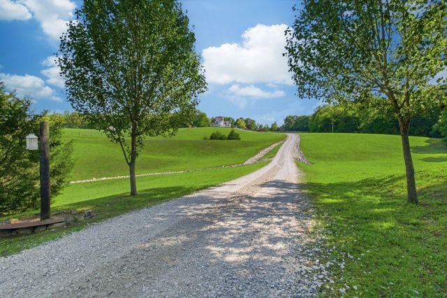 1732 Cedar Creek Road, Vanleer, TN 37181