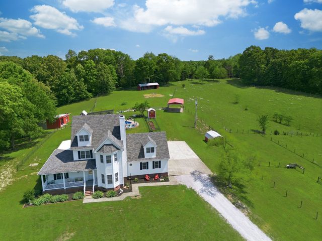 1732 Cedar Creek Road, Vanleer, TN 37181