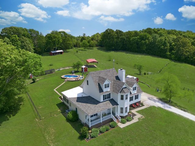 1732 Cedar Creek Road, Vanleer, TN 37181