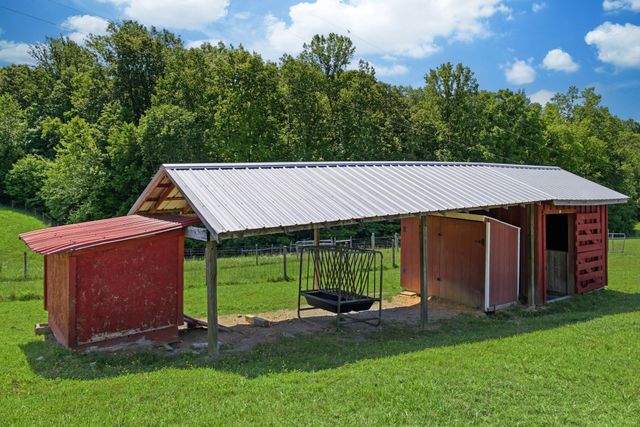 1732 Cedar Creek Road, Vanleer, TN 37181