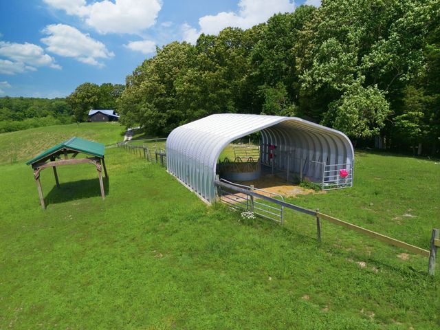 1732 Cedar Creek Road, Vanleer, TN 37181