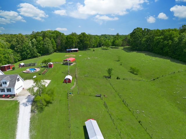 1732 Cedar Creek Road, Vanleer, TN 37181