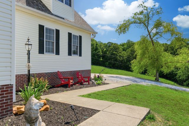 1732 Cedar Creek Road, Vanleer, TN 37181