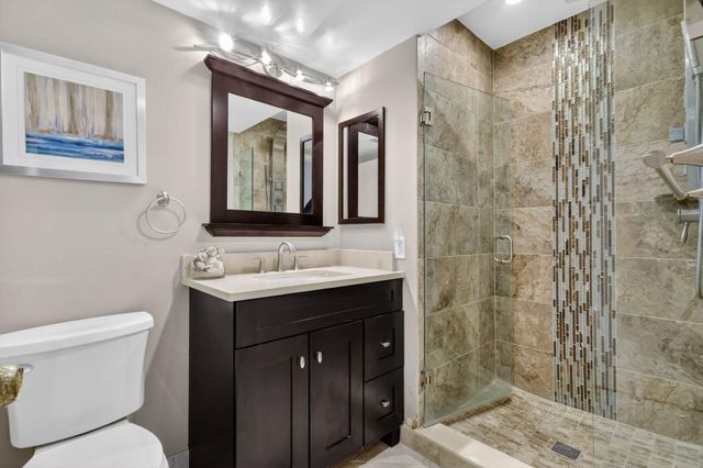 41 Stratford Lane W B, Boynton Beach, FL 33436