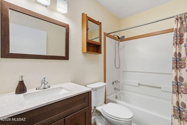 308 E Paseo Verde, Green Valley, AZ 85614