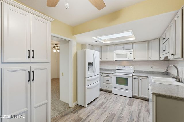 308 E Paseo Verde, Green Valley, AZ 85614