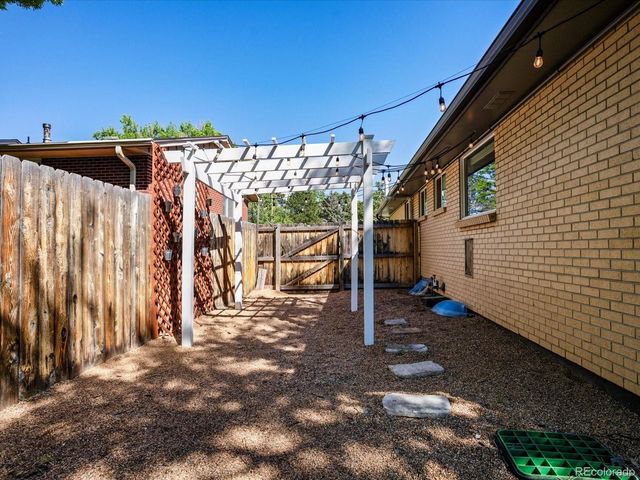 6943 Oak Way, Arvada, CO 80004