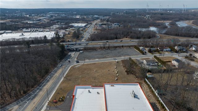1827 Plainfield Pike, Johnston, RI 02919