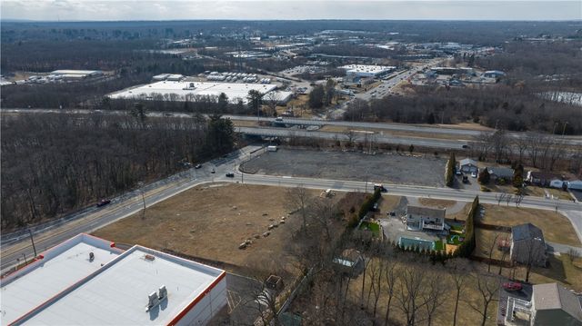 1827 Plainfield Pike, Johnston, RI 02919