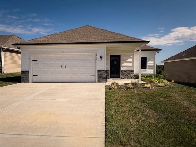 7712 NW 124 Street, Kansas City, MO 64163