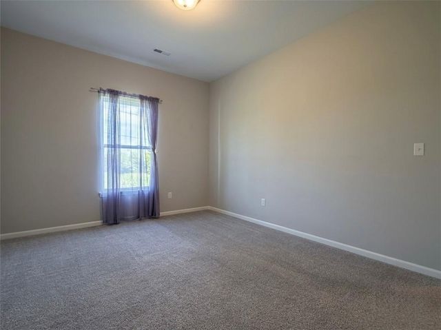 7712 NW 124 Street, Kansas City, MO 64163