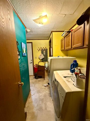 11830 N Acorn Drive, Syracuse, IN 46567