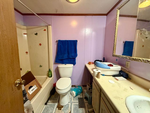 11830 N Acorn Drive, Syracuse, IN 46567