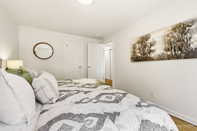 2722 NE Blakeley Street, Seattle, WA 98105