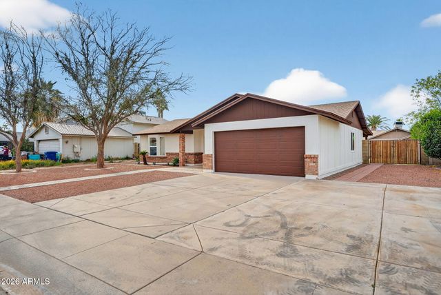 1327 W HIGHLAND Street, Chandler, AZ 85224