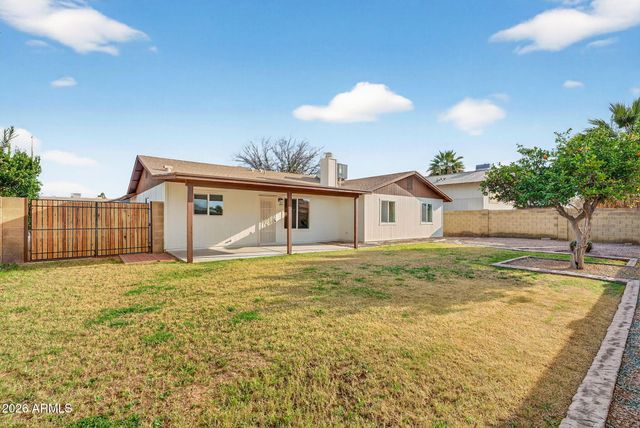 1327 W HIGHLAND Street, Chandler, AZ 85224