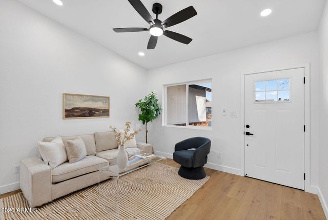 1327 W HIGHLAND Street, Chandler, AZ 85224