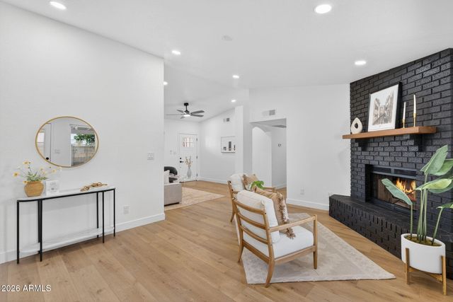 1327 W HIGHLAND Street, Chandler, AZ 85224