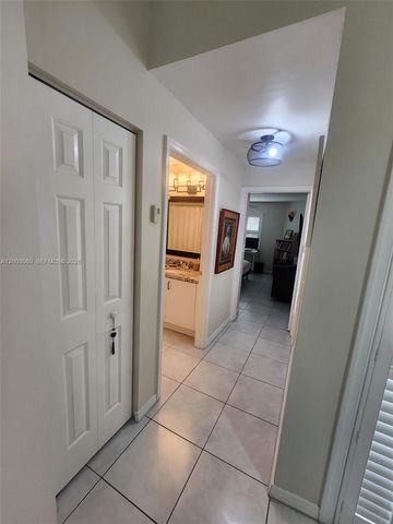 6053 Heliconia Rd, Delray Beach, FL 33484