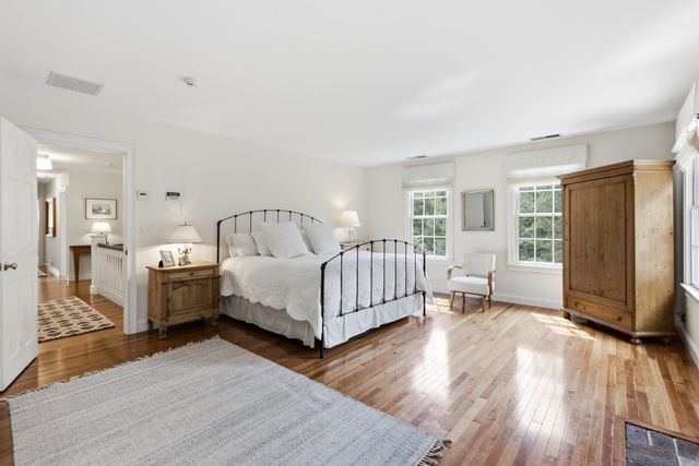 80 Lexington Rd, Lincoln, MA 01773