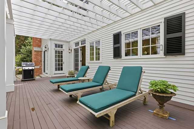 80 Lexington Rd, Lincoln, MA 01773