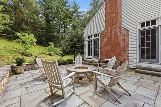 80 Lexington Rd, Lincoln, MA 01773