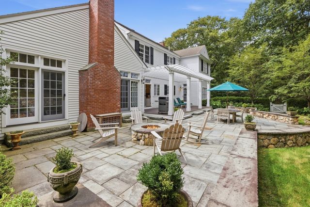 80 Lexington Rd, Lincoln, MA 01773