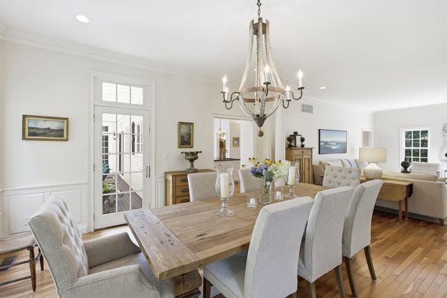 80 Lexington Rd, Lincoln, MA 01773