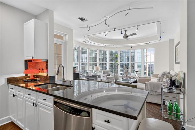 325 E Paces Ferry Road NE 1702, Atlanta, GA 30305