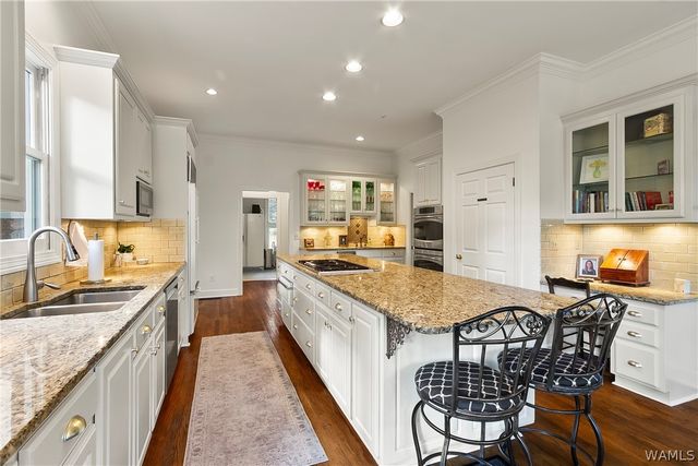 1821 Point Clear Rd, Tuscaloosa, AL 35406