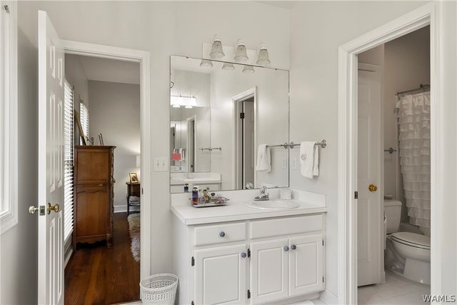1821 Point Clear Rd, Tuscaloosa, AL 35406