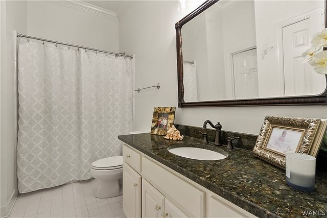 1821 Point Clear Rd, Tuscaloosa, AL 35406